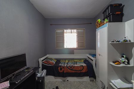 Casa à venda com 180m², 2 quartos e 2 vagas Casa à venda com 180m², 2 quartos e 2 vagasQuarto 2