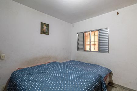 Casa à venda com 180m², 2 quartos e 2 vagas Casa à venda com 180m², 2 quartos e 2 vagasQuarto 1