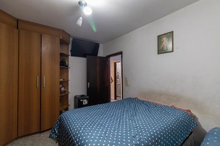 Quarto 1 de casa à venda com 2 quartos, 180m² em Núcleo Carvalho de Araujo, São Paulo
