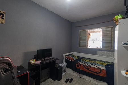 Casa à venda com 180m², 2 quartos e 2 vagas Casa à venda com 180m², 2 quartos e 2 vagasQuarto 2