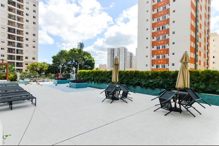 Apartamento à venda com 62m², 2 quartos e 2 vagasÁrea comum - Piscina