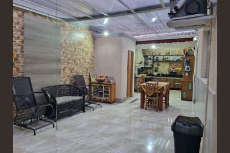 Casa de condomínio à venda com 300m², 3 quartos e 6 vagasÁrea Gourmet