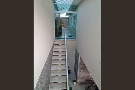 Casa de condomínio à venda com 300m², 3 quartos e 6 vagasCorredor