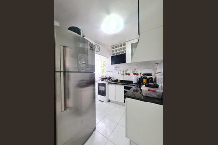 Apartamento à venda com 75m², 2 quartos e 1 vaga Apartamento à venda com 75m², 2 quartos e 1 vagaCozinha