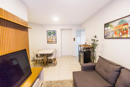 Sala  de apartamento para alugar com 3 quartos, 86m² em Alphaville Industrial, Barueri