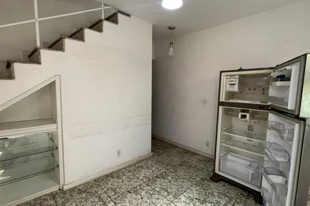 Casa para alugar com 180m², 3 quartos e 1 vaga Casa para alugar com 180m², 3 quartos e 1 vagaSala