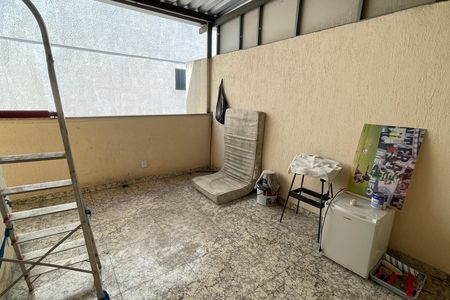 Casa para alugar com 180m², 3 quartos e 1 vaga Casa para alugar com 180m², 3 quartos e 1 vagaTerraço