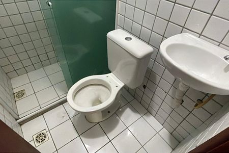 Casa para alugar com 180m², 3 quartos e 1 vaga Casa para alugar com 180m², 3 quartos e 1 vagaBanheiro 2