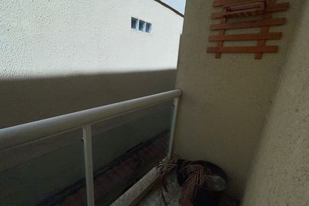 Casa para alugar com 180m², 3 quartos e 1 vaga Casa para alugar com 180m², 3 quartos e 1 vagaVaranda