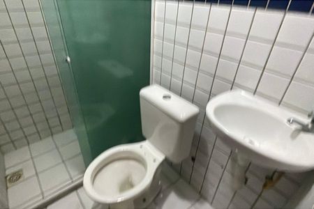 Casa para alugar com 180m², 3 quartos e 1 vaga Casa para alugar com 180m², 3 quartos e 1 vagaBanheiro 2
