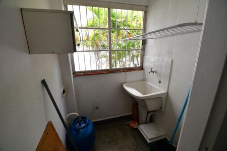 Apartamento à venda com 60m², 2 quartos e 1 vagaÁrea de Serviço