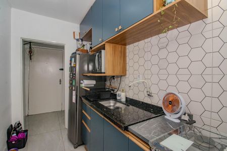 Apartamento à venda com 69m², 2 quartos e sem vaga Apartamento à venda com 69m², 2 quartos e sem vagaCozinha e Área de Serviço