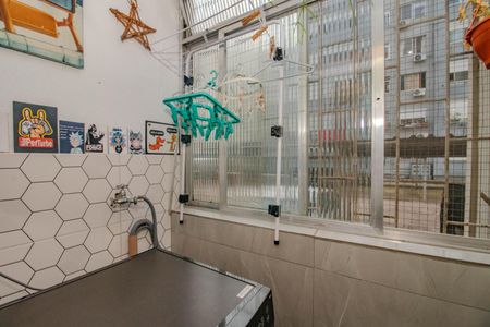 Apartamento à venda com 69m², 2 quartos e sem vaga Apartamento à venda com 69m², 2 quartos e sem vagaCozinha e Área de Serviço
