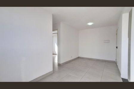 Sala de apartamento à venda com 2 quartos, 48m² em Vila Miguel Vicente Cury, Campinas