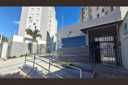 Apartamento à venda com 48m², 2 quartos e 1 vaga Apartamento à venda com 48m², 2 quartos e 1 vagaPortaria