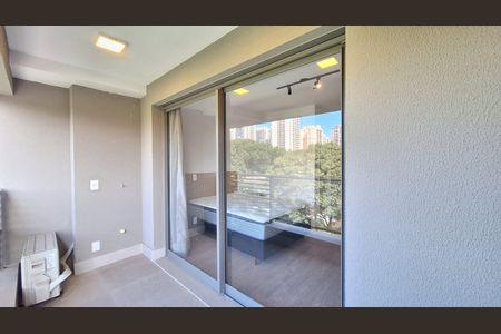 Apartamento à venda com 28m², 1 quarto e sem vaga Apartamento à venda com 28m², 1 quarto e sem vagaVaranda
