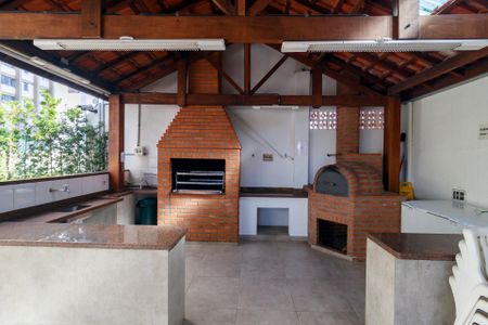 Apartamento à venda com 157m², 3 quartos e 2 vagas Apartamento à venda com 157m², 3 quartos e 2 vagasChurrasqueira