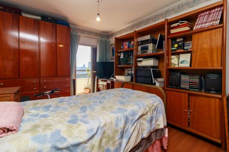 Apartamento à venda com 157m², 3 quartos e 2 vagas Apartamento à venda com 157m², 3 quartos e 2 vagasQuarto 2