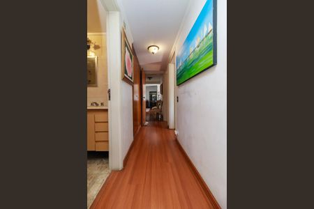 Apartamento à venda com 157m², 3 quartos e 2 vagas Apartamento à venda com 157m², 3 quartos e 2 vagasCorredor