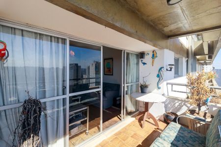 Apartamento à venda com 157m², 3 quartos e 2 vagas Apartamento à venda com 157m², 3 quartos e 2 vagasSala - Varanda