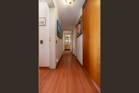 Apartamento à venda com 157m², 3 quartos e 2 vagas Apartamento à venda com 157m², 3 quartos e 2 vagasCorredor