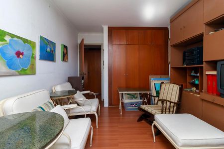 Apartamento à venda com 157m², 3 quartos e 2 vagas Apartamento à venda com 157m², 3 quartos e 2 vagasQuarto 1