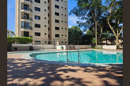 Apartamento à venda com 157m², 3 quartos e 2 vagas Apartamento à venda com 157m², 3 quartos e 2 vagasPiscina