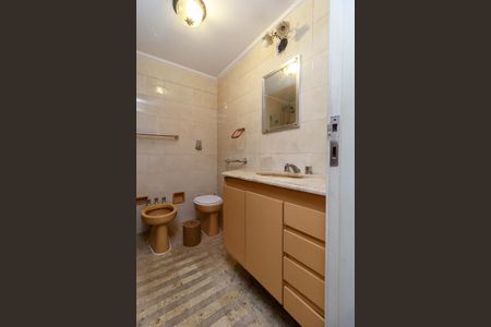 Apartamento à venda com 157m², 3 quartos e 2 vagas Apartamento à venda com 157m², 3 quartos e 2 vagasBanheiro 2
