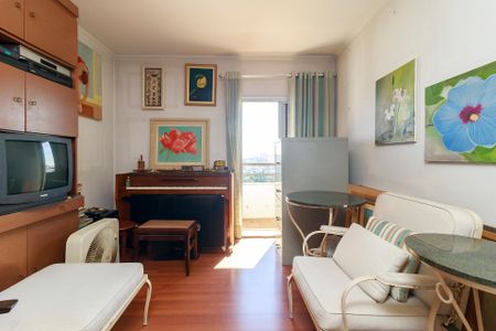 Apartamento à venda com 157m², 3 quartos e 2 vagas Apartamento à venda com 157m², 3 quartos e 2 vagasQuarto 1