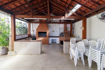 Apartamento à venda com 157m², 3 quartos e 2 vagas Apartamento à venda com 157m², 3 quartos e 2 vagasChurrasqueira