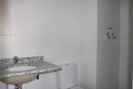 Apartamento à venda com 55m², 2 quartos e 1 vagaBanheiro 2