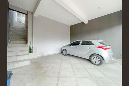 Casa à venda com 145m², 2 quartos e 2 vagas Casa à venda com 145m², 2 quartos e 2 vagasGaragem