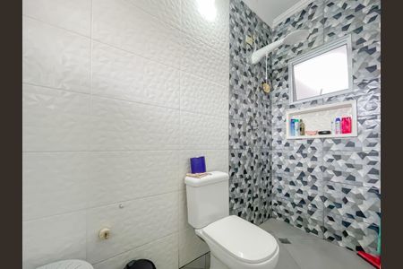 Casa à venda com 145m², 2 quartos e 2 vagas Casa à venda com 145m², 2 quartos e 2 vagasBanheiro da Suíte 1