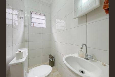 Casa à venda com 145m², 2 quartos e 2 vagas Casa à venda com 145m², 2 quartos e 2 vagasBanheiro 3