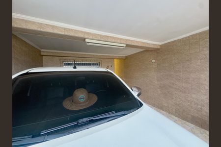Casa para alugar com 250m², 2 quartos e 2 vagas Casa para alugar com 250m², 2 quartos e 2 vagasGaragem