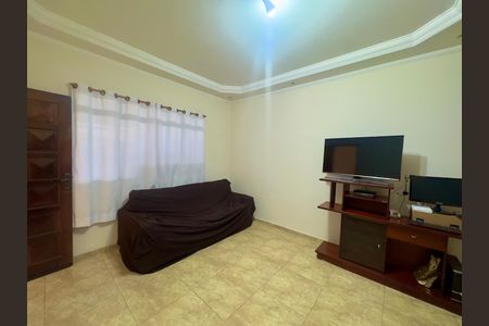 Casa para alugar com 250m², 2 quartos e 2 vagas Casa para alugar com 250m², 2 quartos e 2 vagasSala