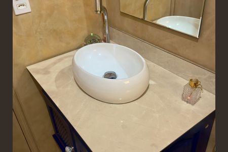 Casa para alugar com 250m², 2 quartos e 2 vagas Casa para alugar com 250m², 2 quartos e 2 vagasBanheiro 1