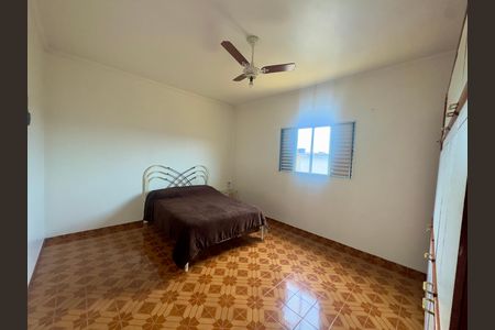 Casa para alugar com 250m², 2 quartos e 2 vagas Casa para alugar com 250m², 2 quartos e 2 vagasQuarto 2
