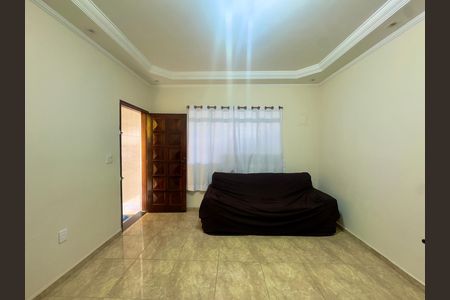 Casa para alugar com 250m², 2 quartos e 2 vagas Casa para alugar com 250m², 2 quartos e 2 vagasSala