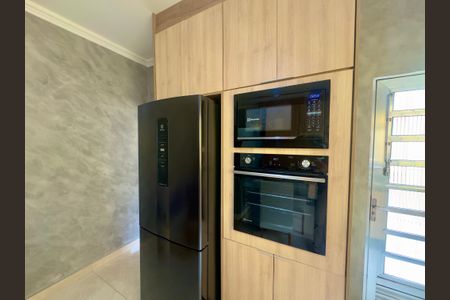 Casa para alugar com 250m², 2 quartos e 2 vagas Casa para alugar com 250m², 2 quartos e 2 vagasCozinha