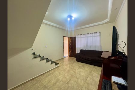 Sala de casa para alugar com 2 quartos, 250m² em Jardim Santa Lidia, Guarulhos