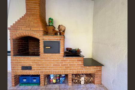 Casa para alugar com 250m², 2 quartos e 2 vagas Casa para alugar com 250m², 2 quartos e 2 vagasChurrasqueira