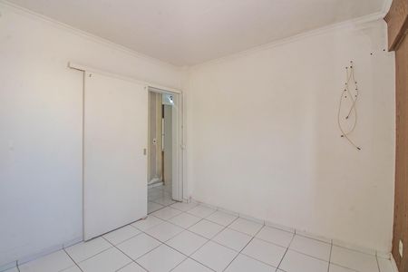 Quarto 1 de apartamento à venda com 2 quartos, 48m² em Sarandi, Porto Alegre