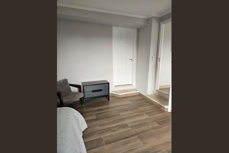 Apartamento à venda com 240m², 4 quartos e 2 vagas Apartamento à venda com 240m², 4 quartos e 2 vagasQuarto
