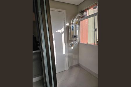 Apartamento à venda com 240m², 4 quartos e 2 vagas Apartamento à venda com 240m², 4 quartos e 2 vagasÁrea de Serviço