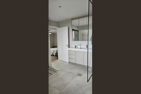 Apartamento à venda com 240m², 4 quartos e 2 vagas Apartamento à venda com 240m², 4 quartos e 2 vagasBanheiro