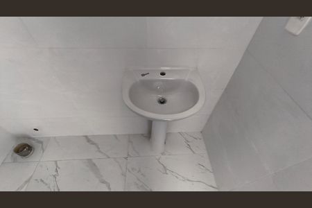 Casa à venda com 65m², 1 quarto e 2 vagasBanheiro