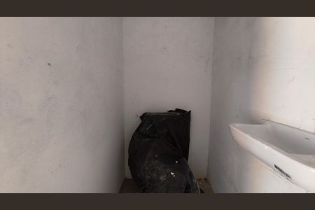 Casa à venda com 65m², 1 quarto e 2 vagasLavabo