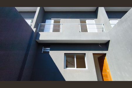 Casa à venda com 65m², 1 quarto e 2 vagasFachada
