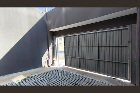 Casa à venda com 65m², 1 quarto e 2 vagasGaragem